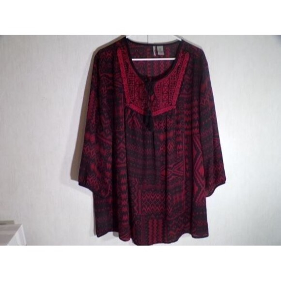 New Directions Weekend Womens Pullover Blouse Top 2X Burgundy Black Embroidered - Picture 1 of 4